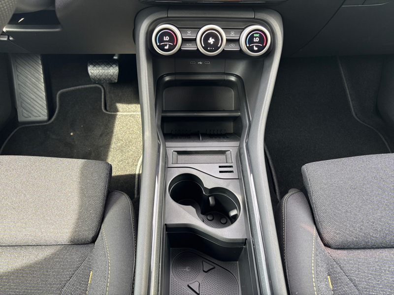 Skoda Kodiaq Selection 1,5 TSI IV DSG AHK Komfort Plus — photo 8