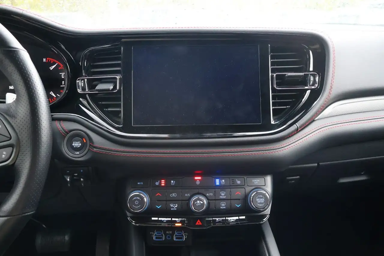 Dodge Durango 2023 — фото 14