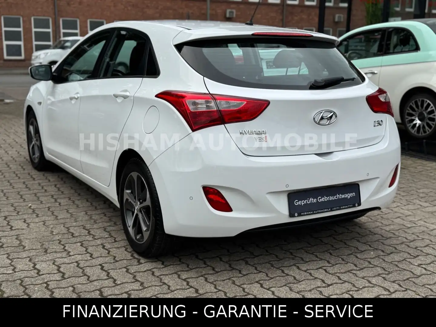 Hyundai i30 blue 1.4 YES!/LED/PDC/ALU/1-HD/WENIG KM/EUR6 Weiß - 2