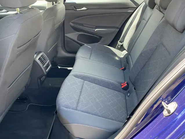 Volkswagen Golf view 9