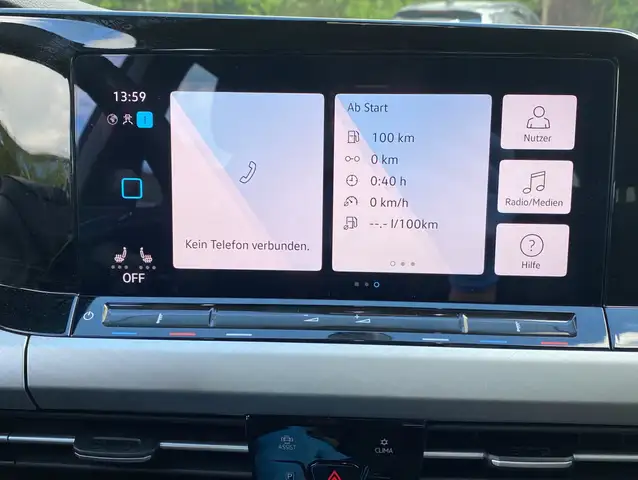 Volkswagen Golf view 19
