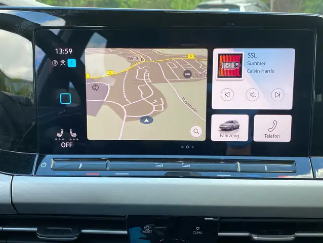 Volkswagen Golf view 18