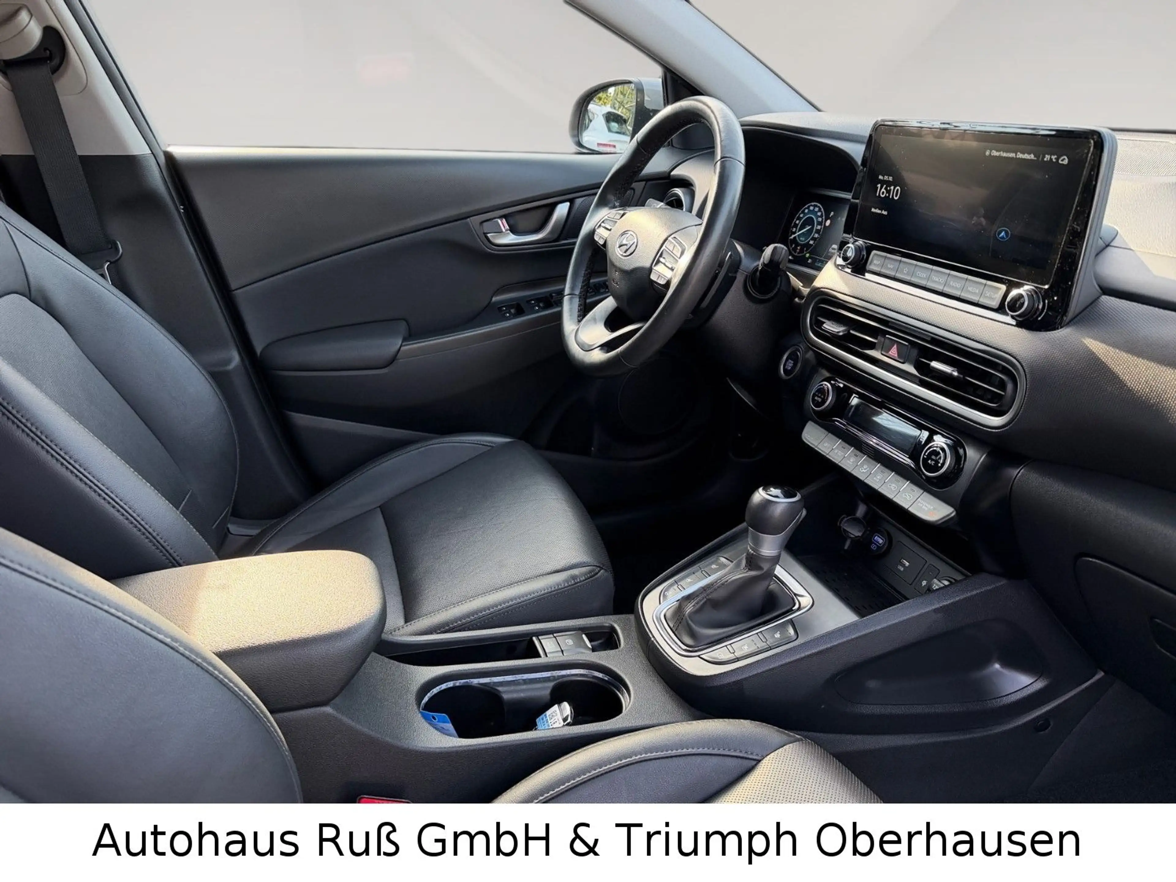 Hyundai KONA Prime Hybrid 2WD — photo 11