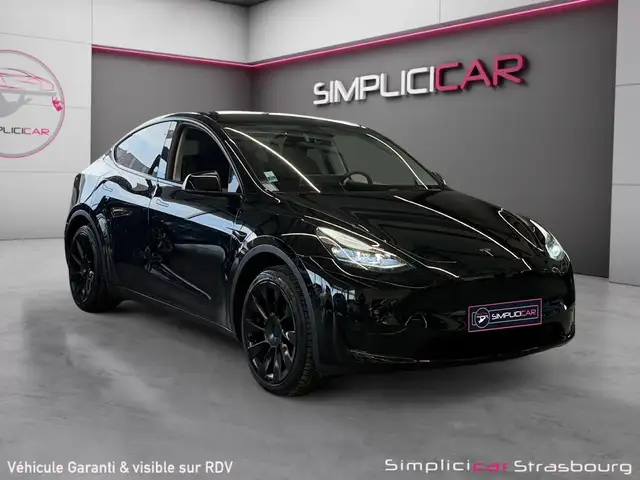 Tesla Model Y MODEL Y Standard RWD