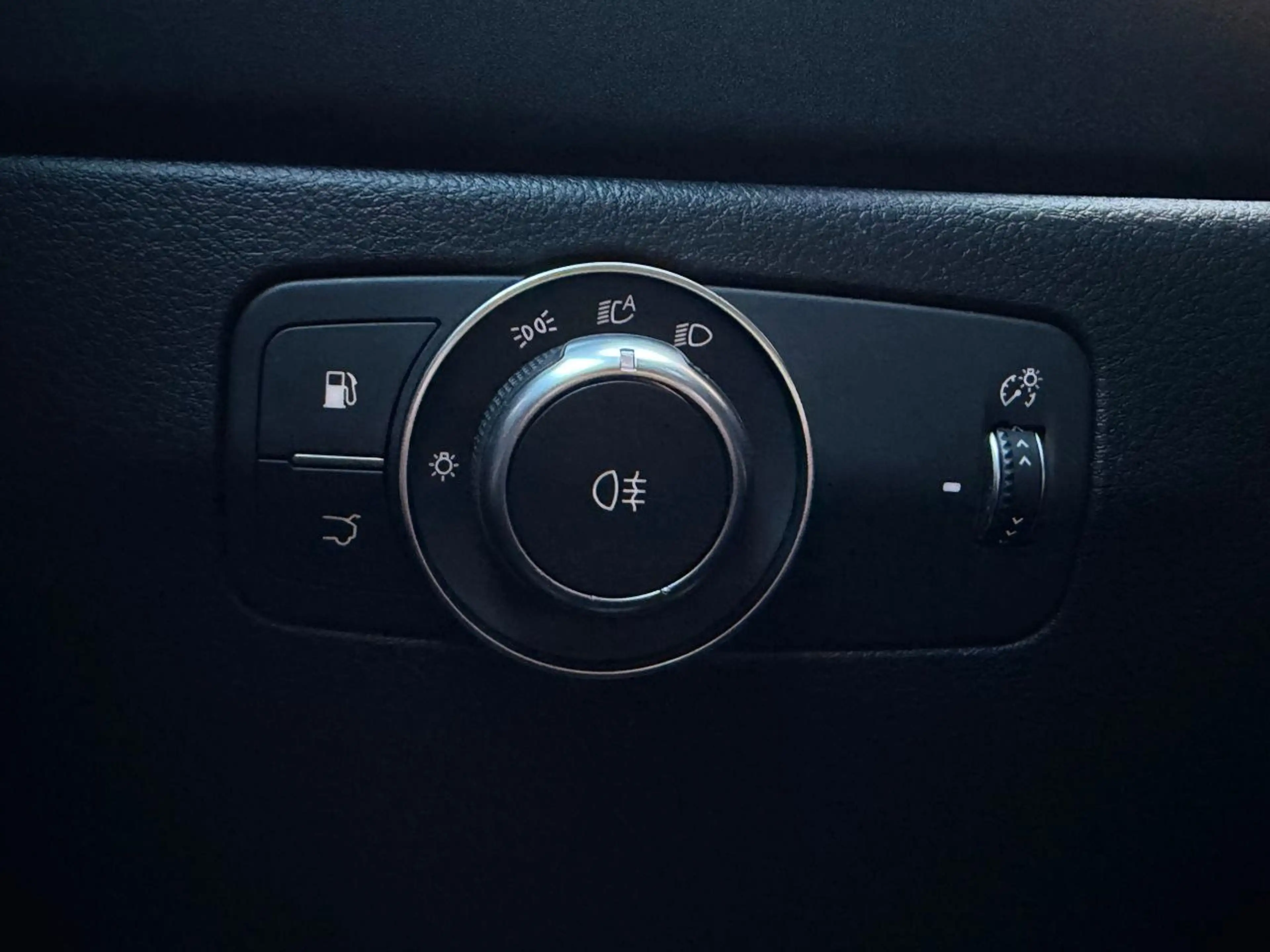 Alfa Romeo Tonale Veloce 280 PlugIn,VOLL,Q4,Schiebedach,Harm/Kardon,20" — photo 13