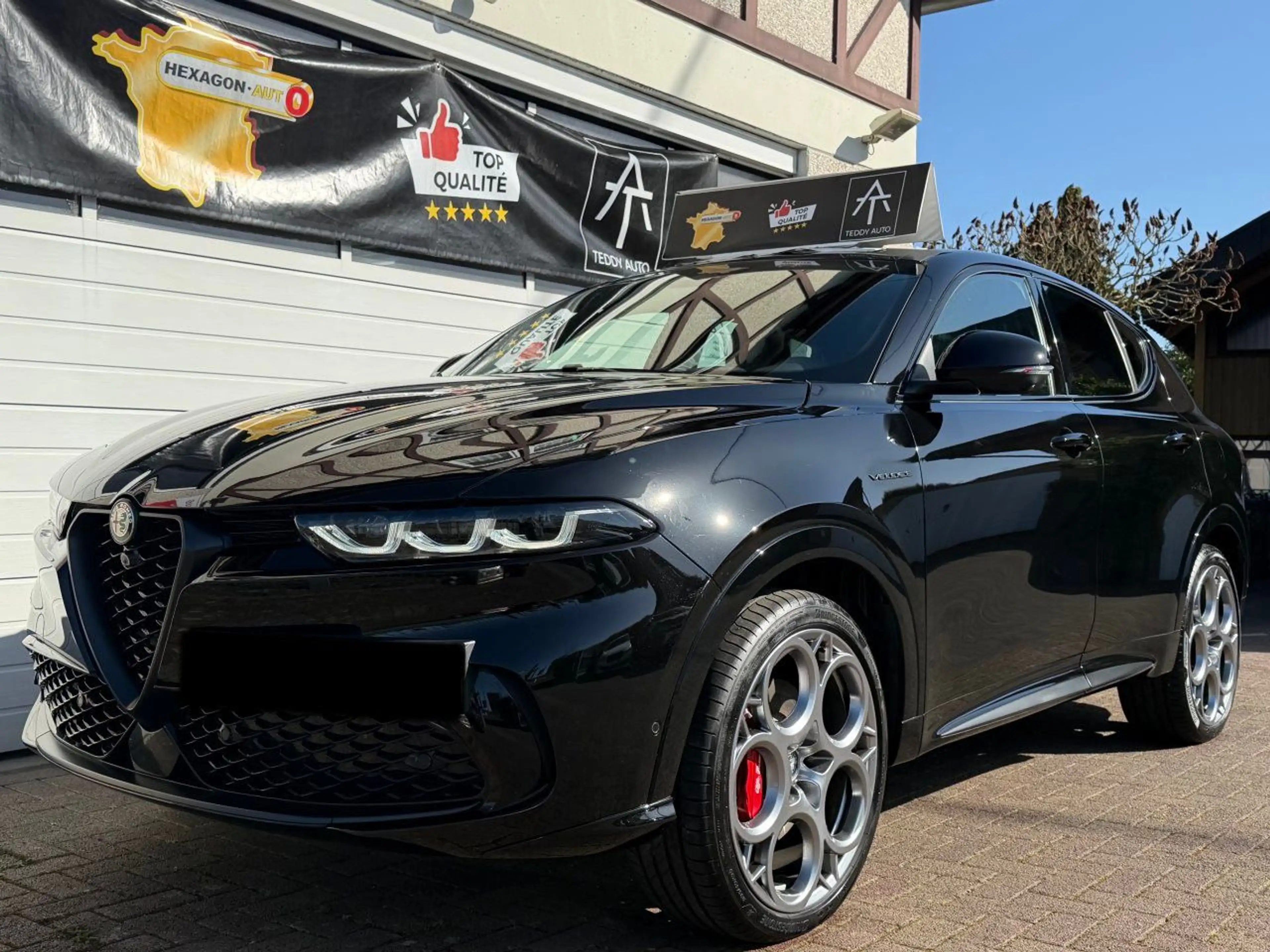 Alfa Romeo Tonale Veloce 280 PlugIn,VOLL,Q4,Schiebedach,Harm/Kardon,20"
