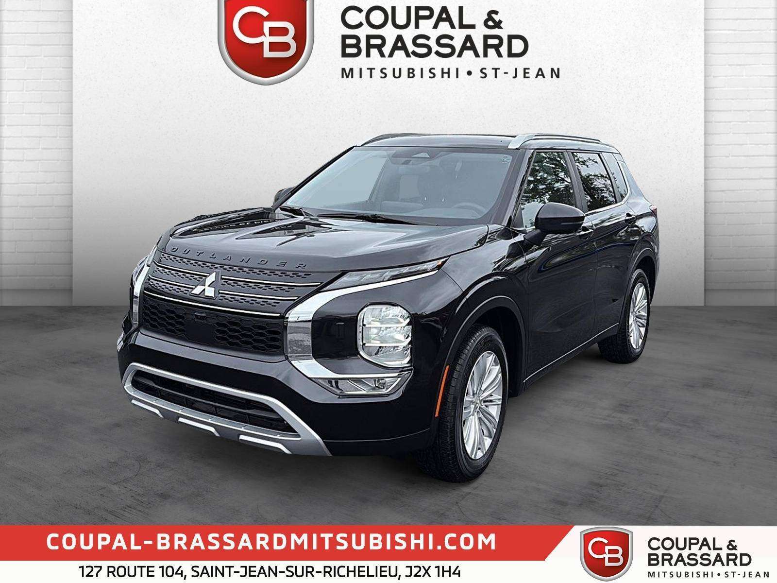 2024 Mitsubishi Outlander LE