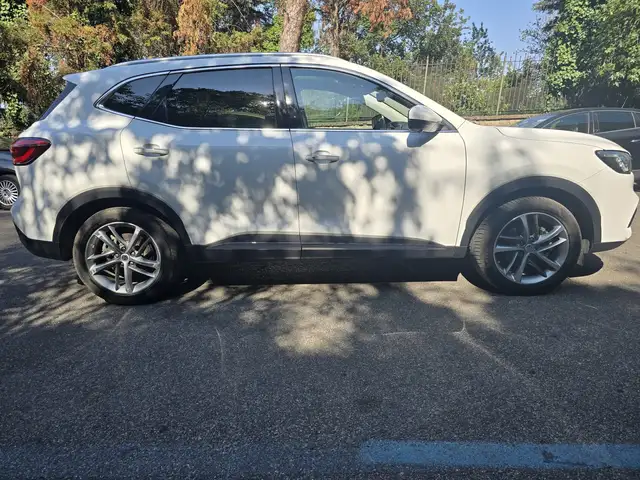 MG HS HS I 1.5 t Luxury