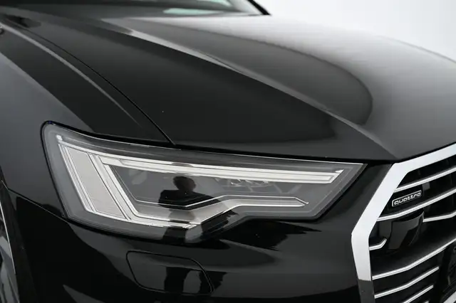 Audi A6 view 16
