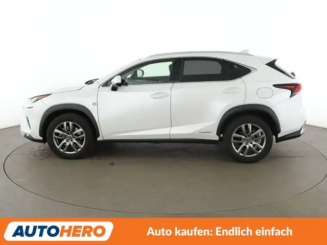 Lexus NX view 3