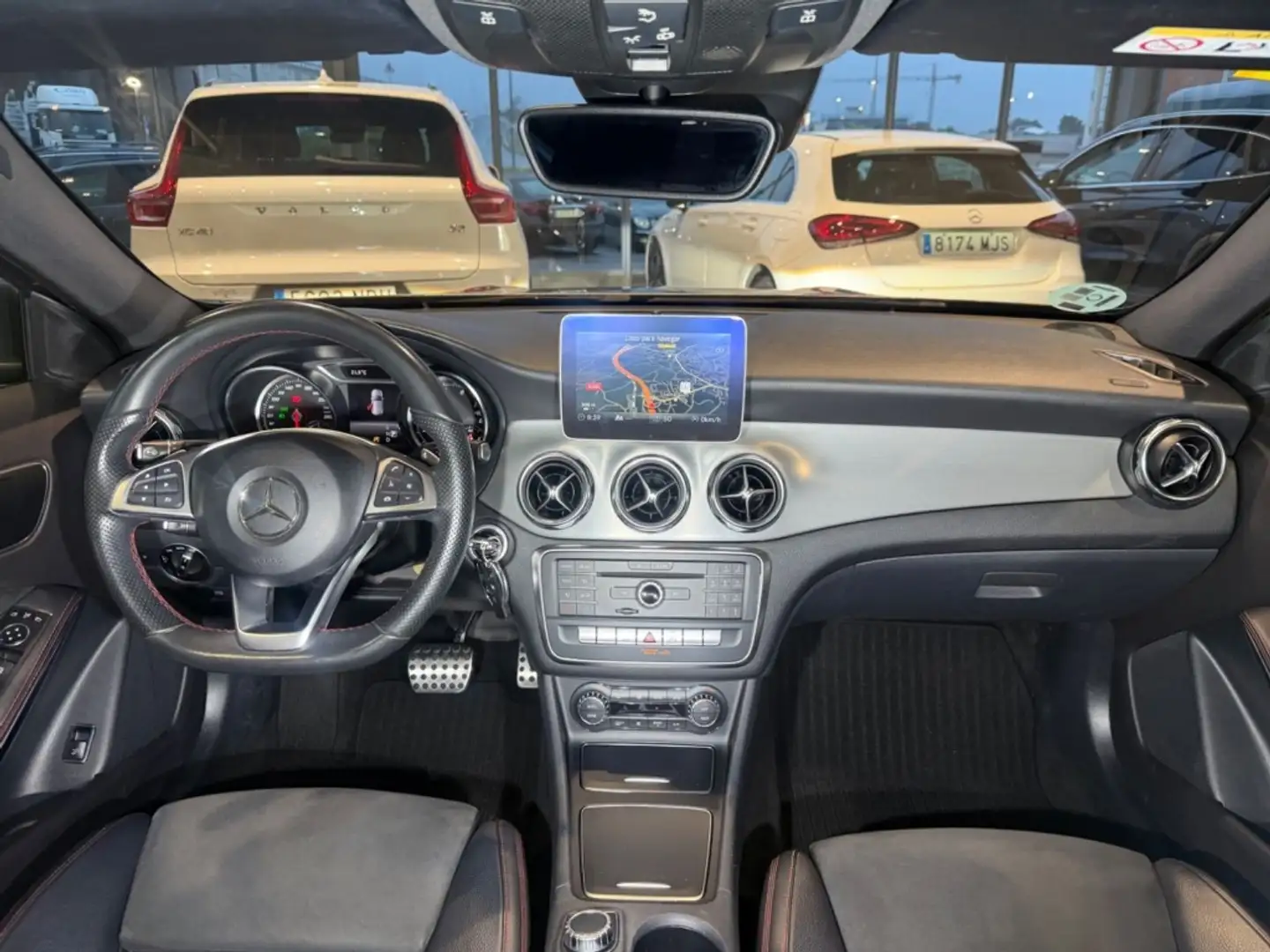 Mercedes-Benz GLA 200 AMG Line 7G-DCT Plateado - 2