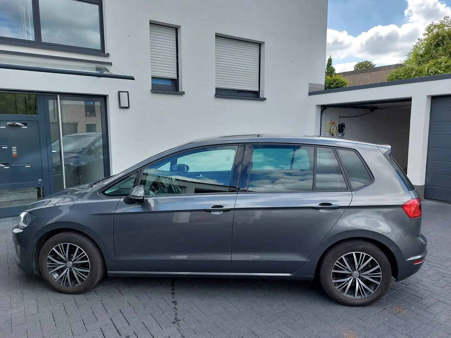 Volkswagen Golf Sportsvan Golf Sportsvan 1.2 TSI (BlueMotion Technology) Com Gris - 1