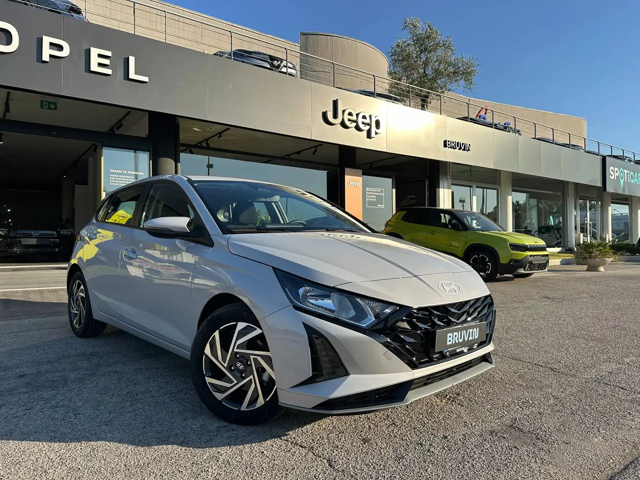 Hyundai i20