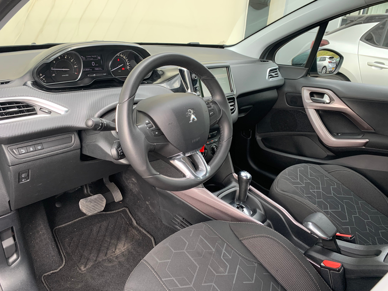 Peugeot 2008 1.2 PureTech Blue Lion | UNIEK ! | Airco | Cruise — photo 8