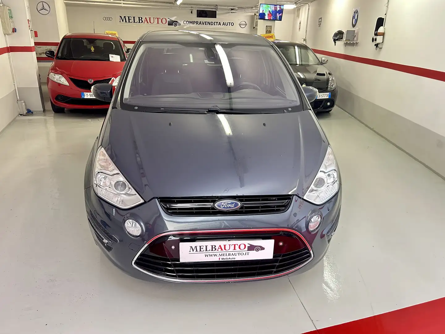 Ford S-Max 2.2 tdci Titanium 200cv - 1