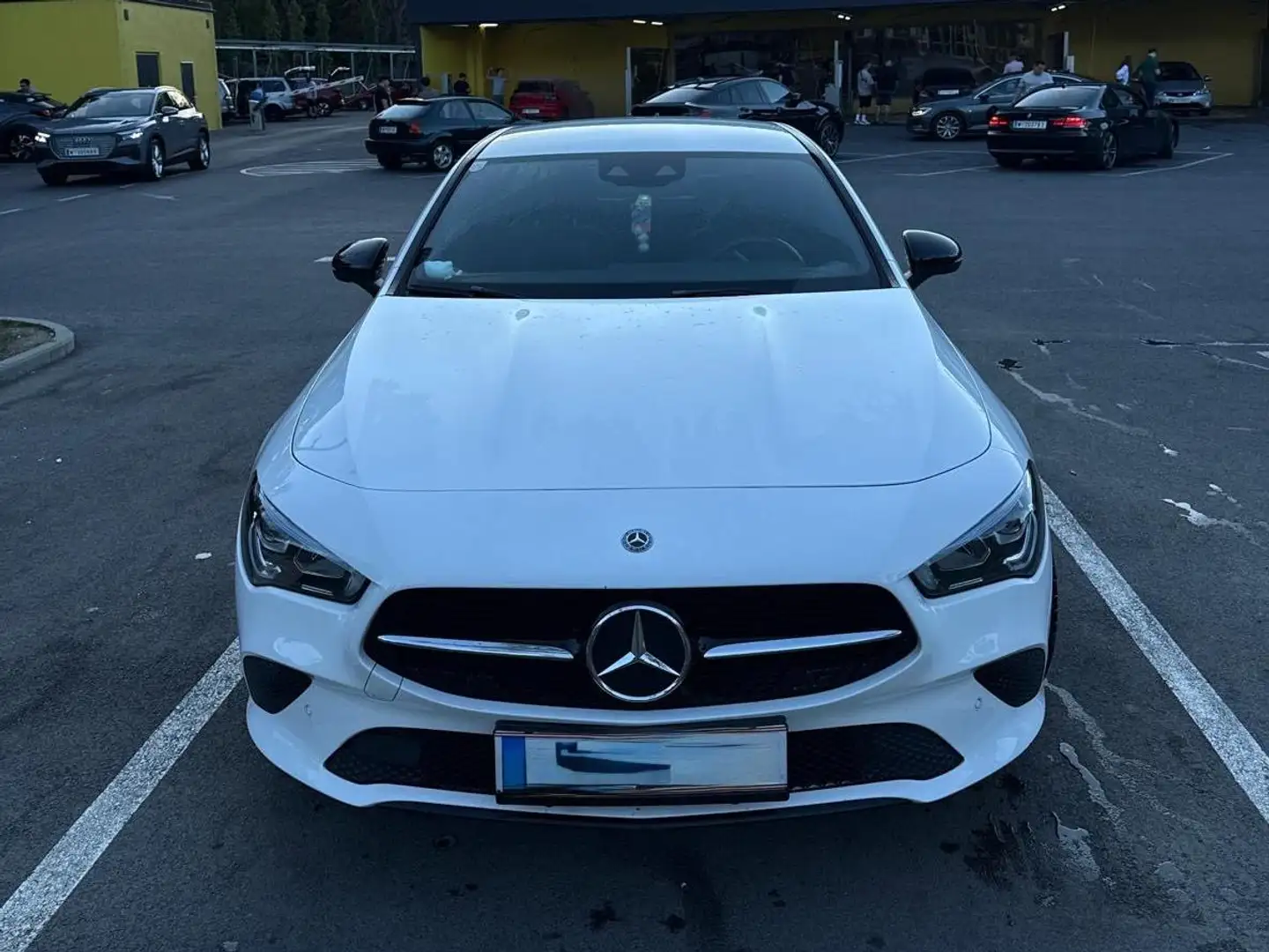 Mercedes-Benz 180 Weiß - 2