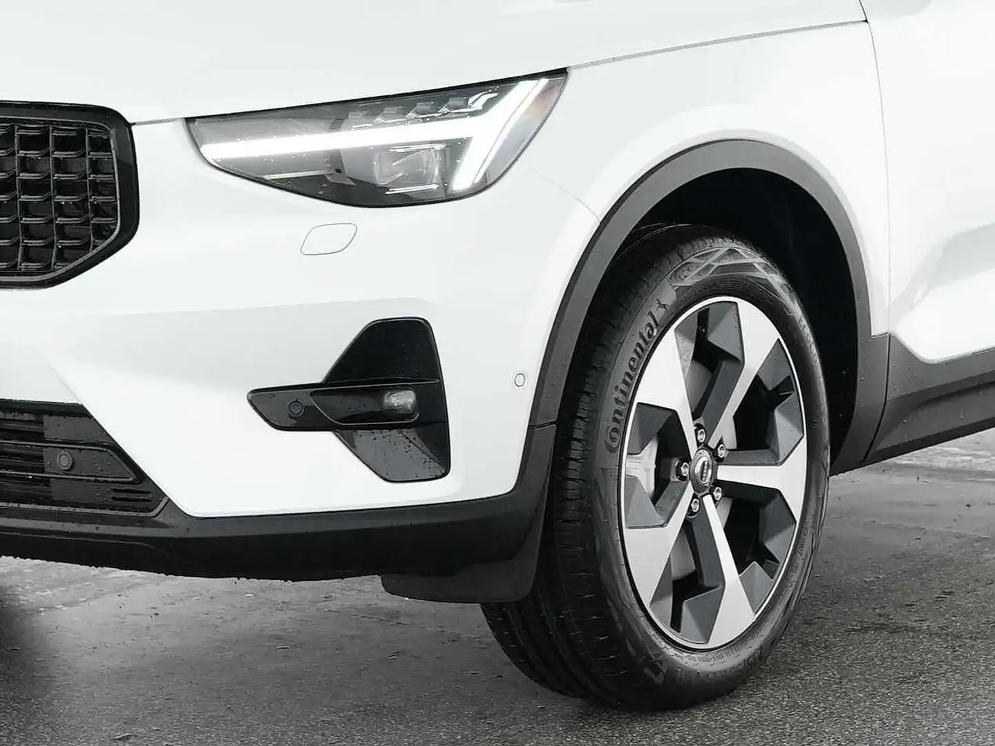 Volvo XC40 B3 B DKG Plus Dark Blanc - 2