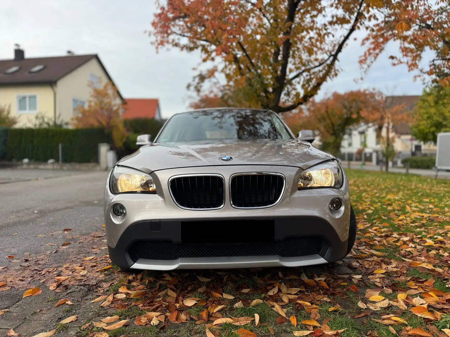 BMW X1 xDrive25i - Automatik 6-Zylinder - AHK - 2