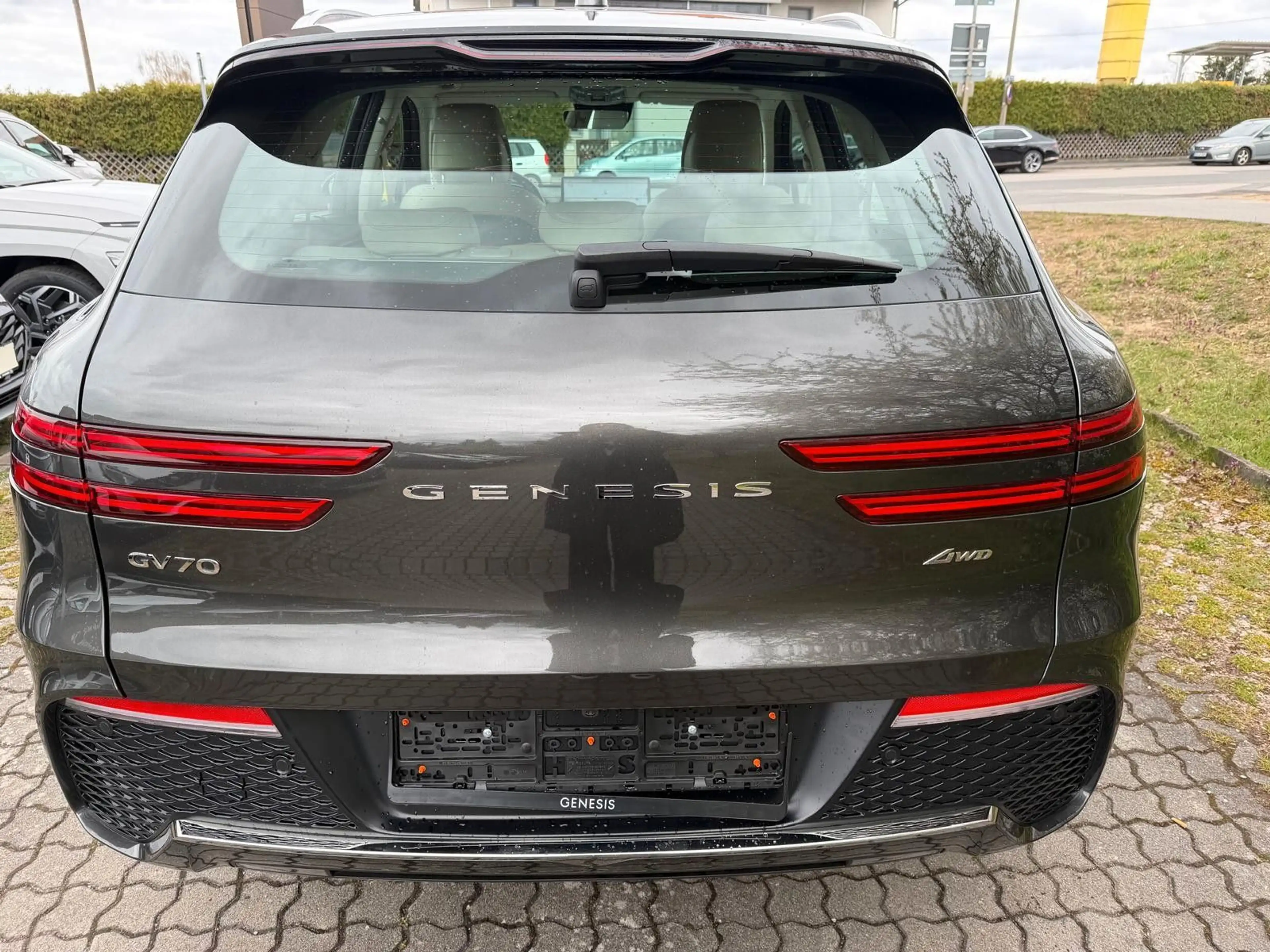 Genesis GV70 2.2 D 8AT AWD Luxury Pano Tech Lexicon Comf — photo 5
