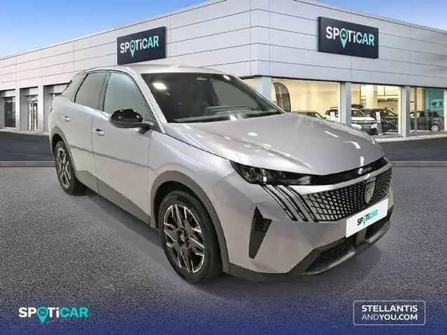 Peugeot 3008 view 3