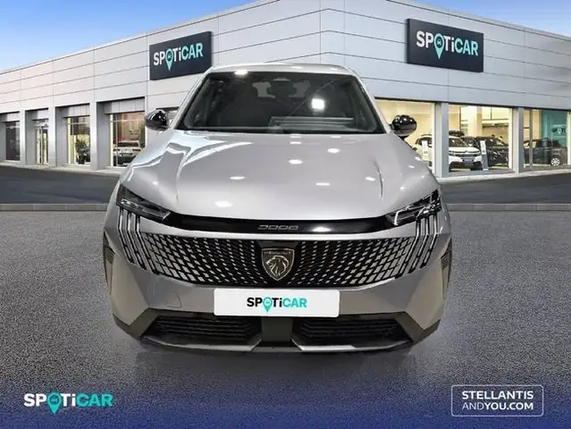 Peugeot 3008 view 2