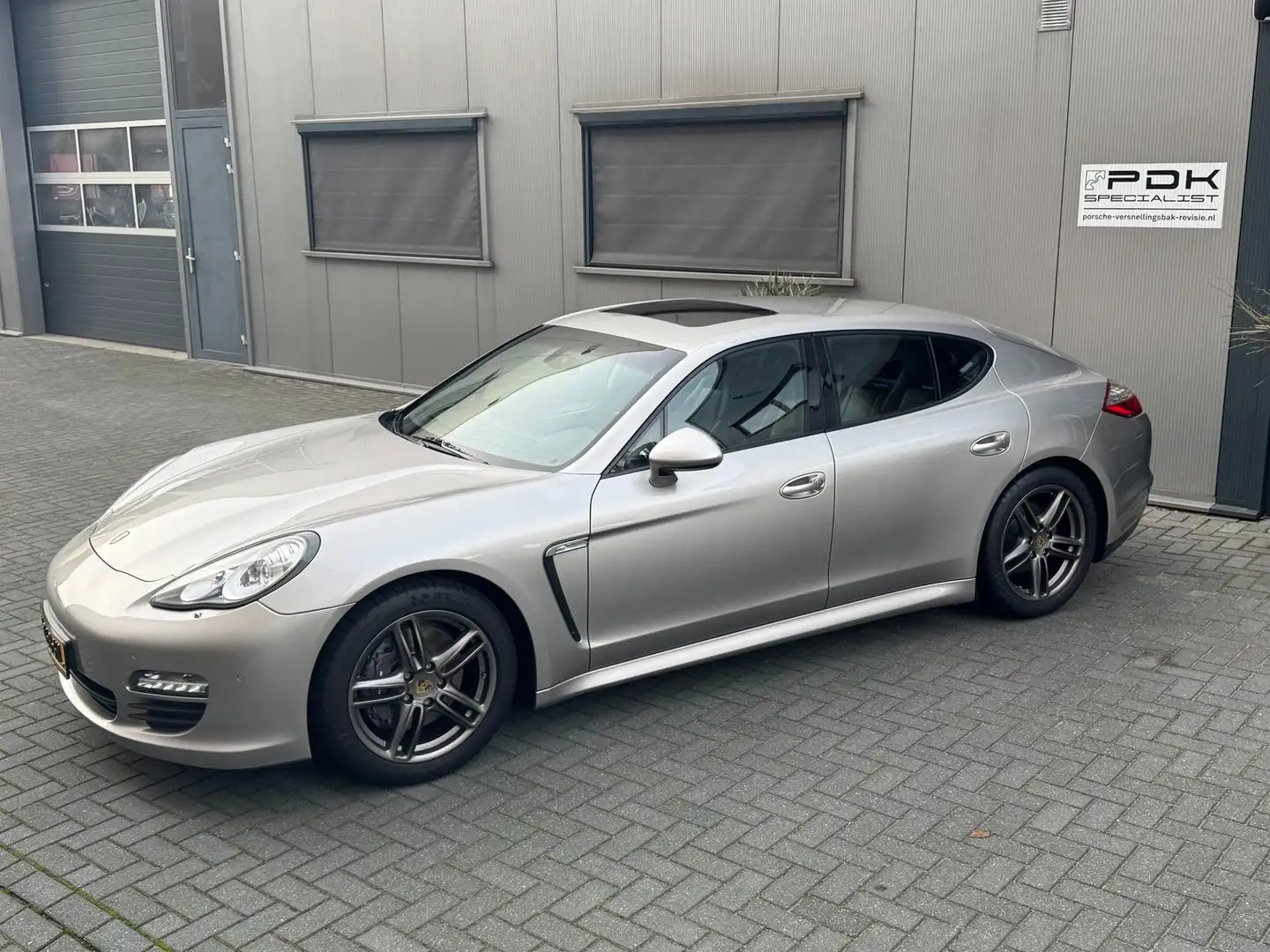 Porsche Panamera 3.6 Zilver - 1