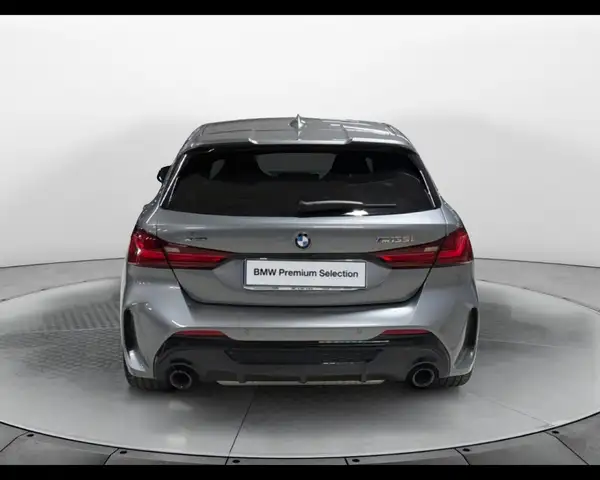 BMW 1 Series view 7