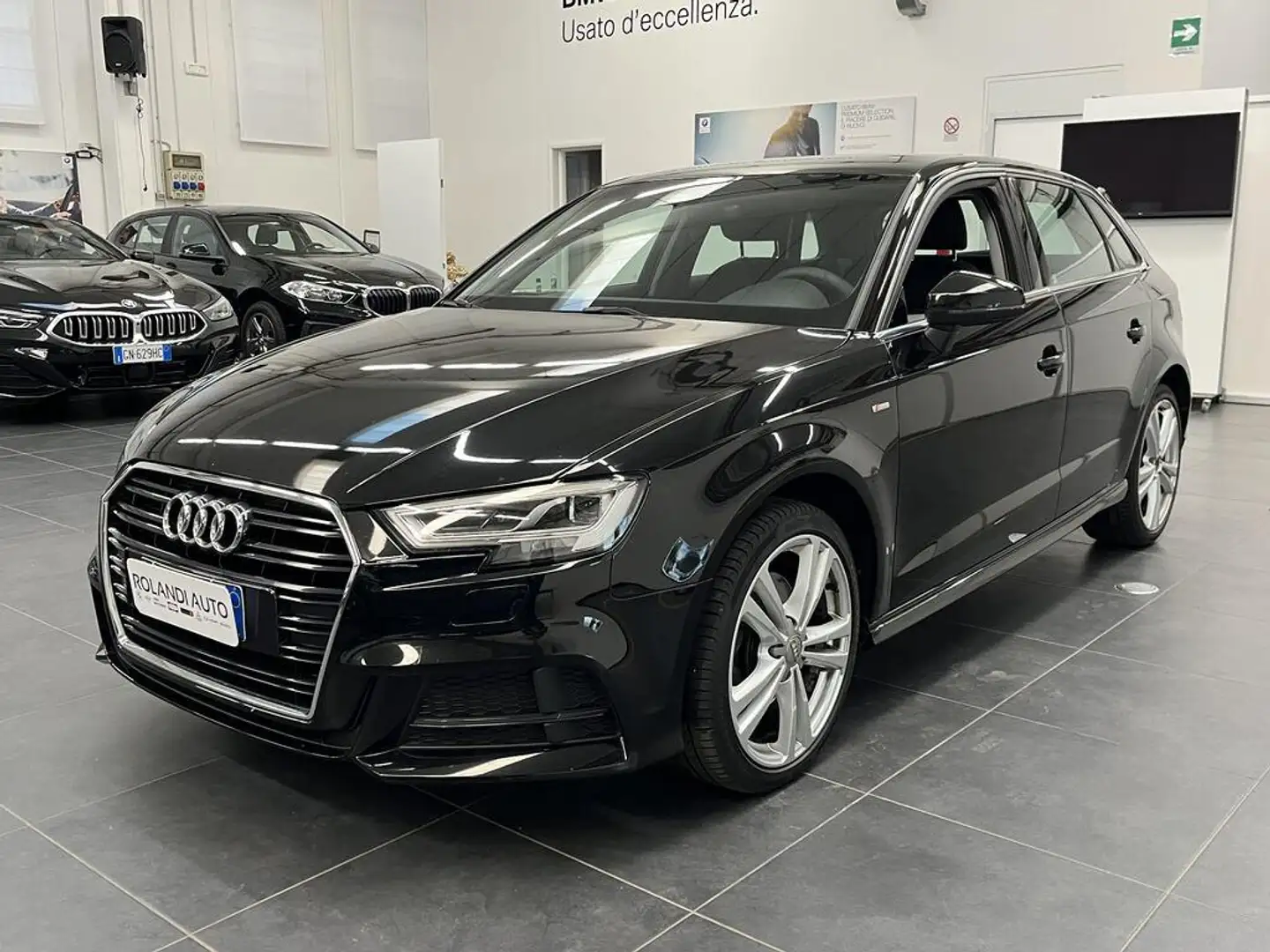 Audi A3 Sportback 35 2.0 tdi Admired 150cv s-tronic Noir - 1