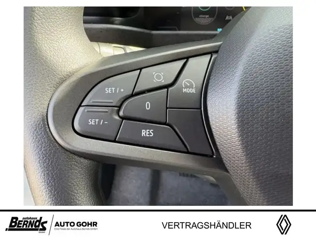Renault Twingo view 10