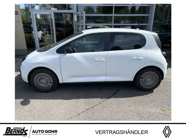 Renault Twingo view 3
