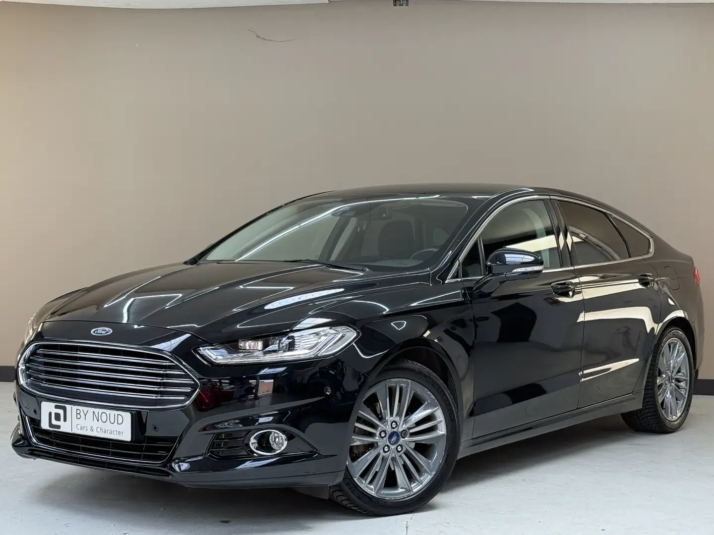 Ford Mondeo 1.5 Titanium, 160Pk, 2015, 2de eigenaar, Origineel crna - 1
