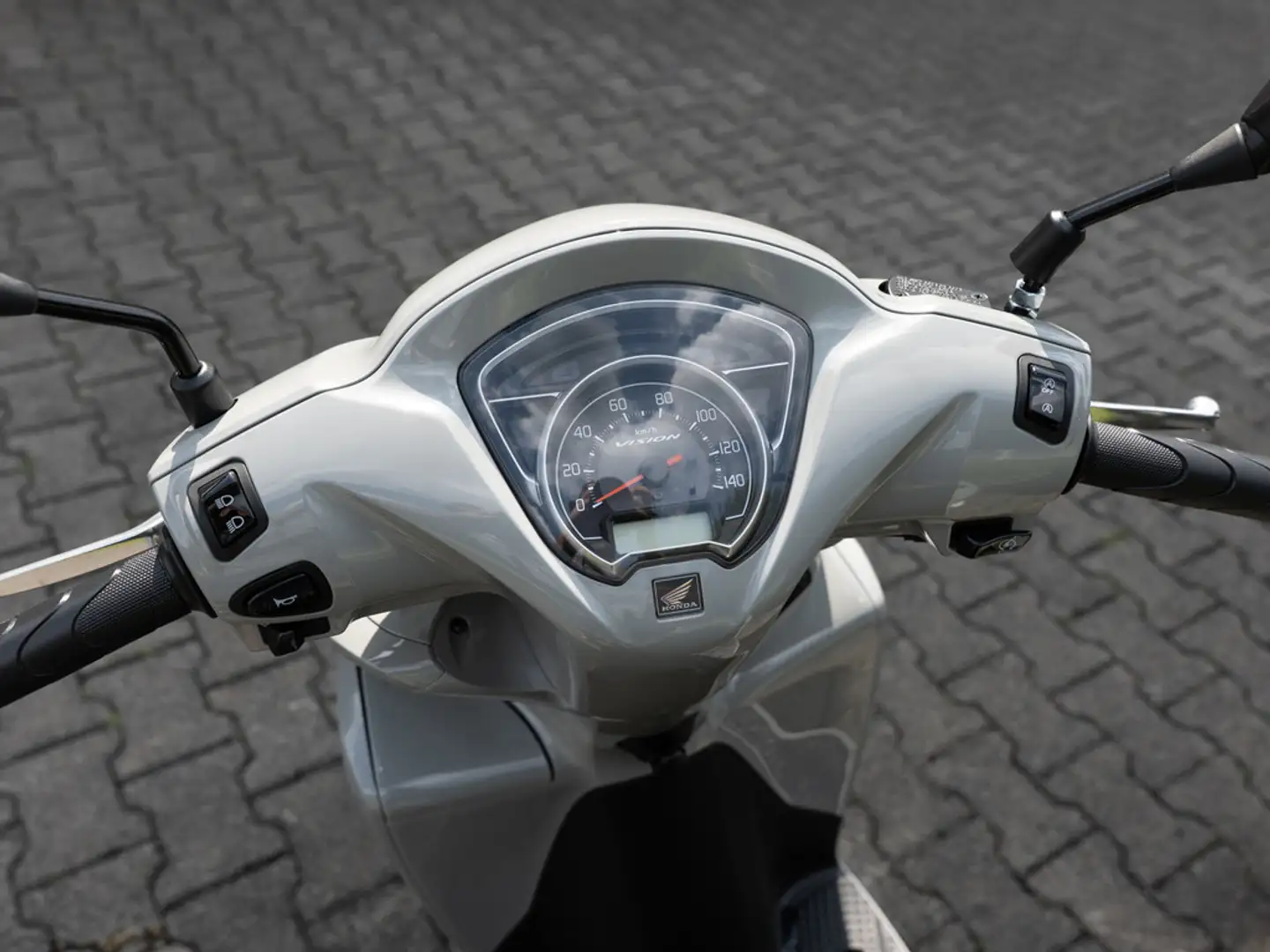 Honda Vision 110 B196 Führerschein Gris - 2
