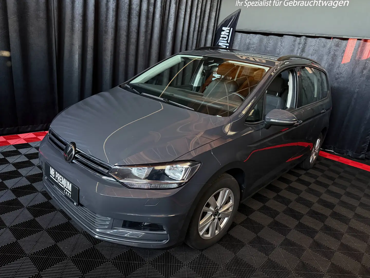 Volkswagen Touran Comfortline BMT/Start-Stop Grau - 2