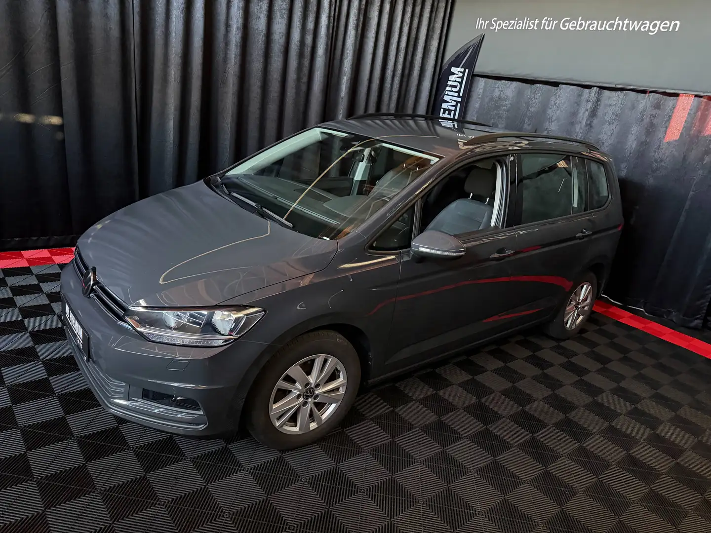 Volkswagen Touran Comfortline BMT/Start-Stop Grau - 1