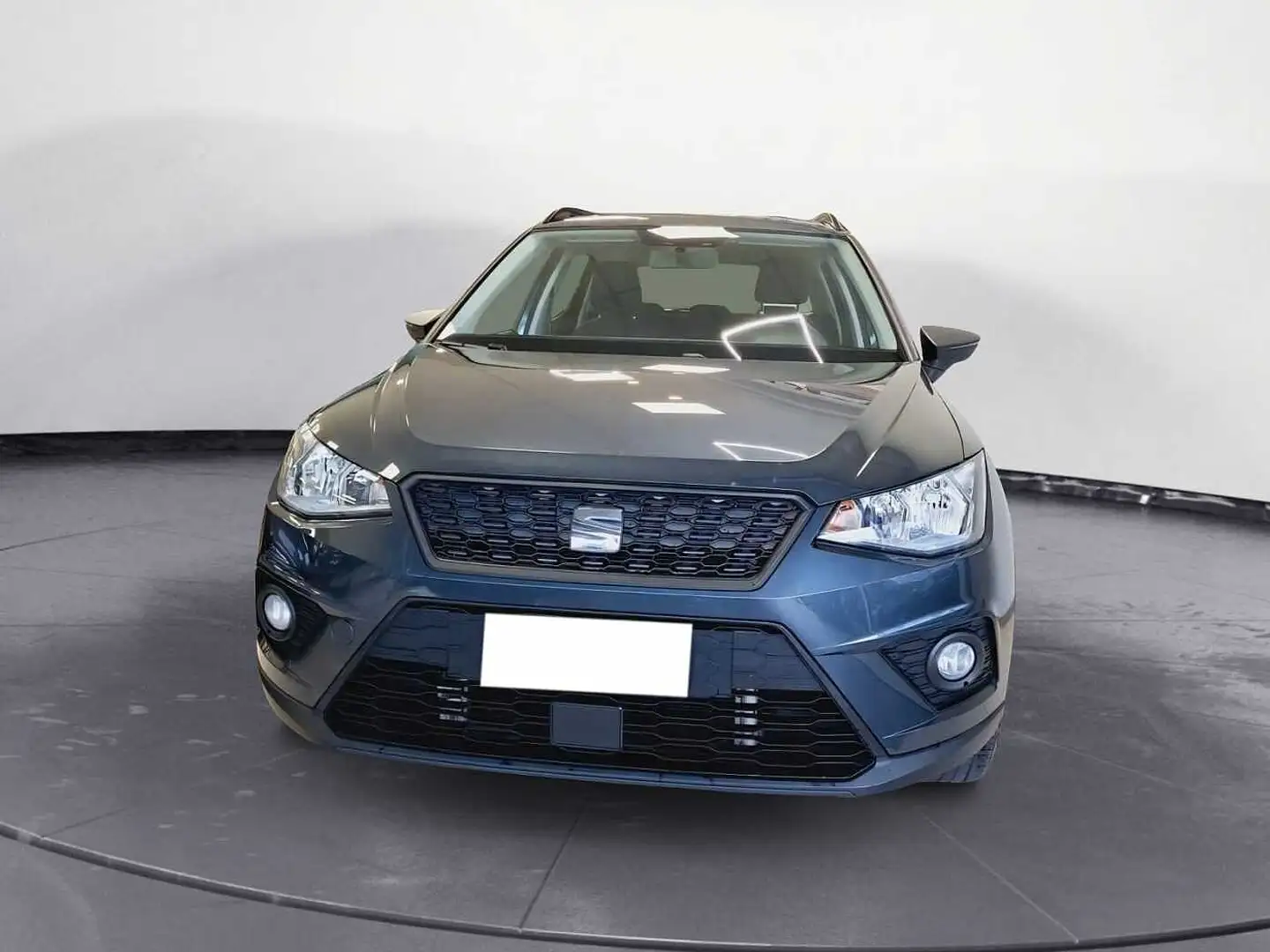 SEAT Arona 1.0 TGI Reference Gris - 2