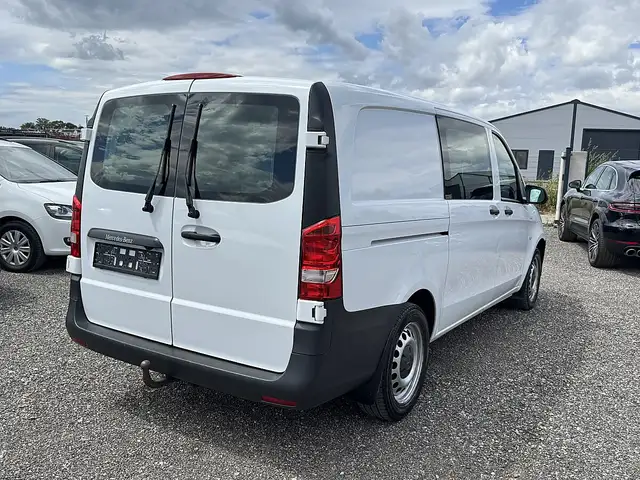 Mercedes-Benz Vito view 7