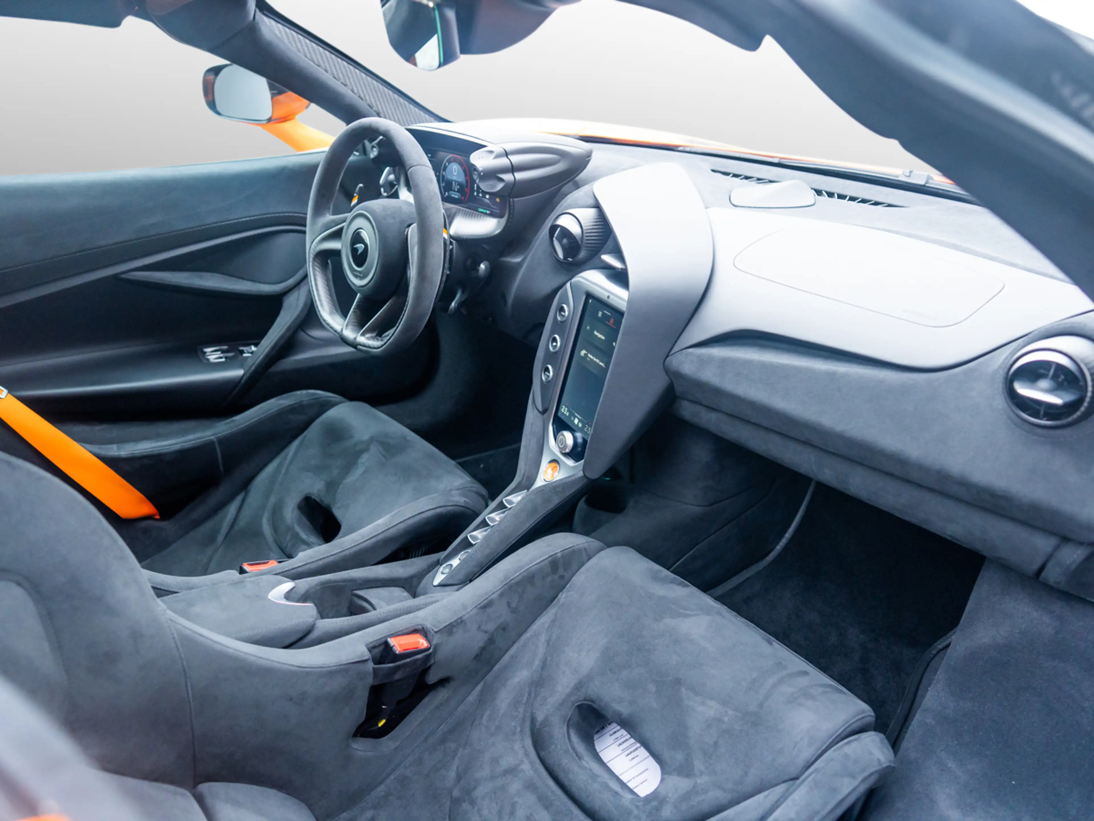 McLaren 750S Performance/360°/CF Fenders/CF SW — photo 10