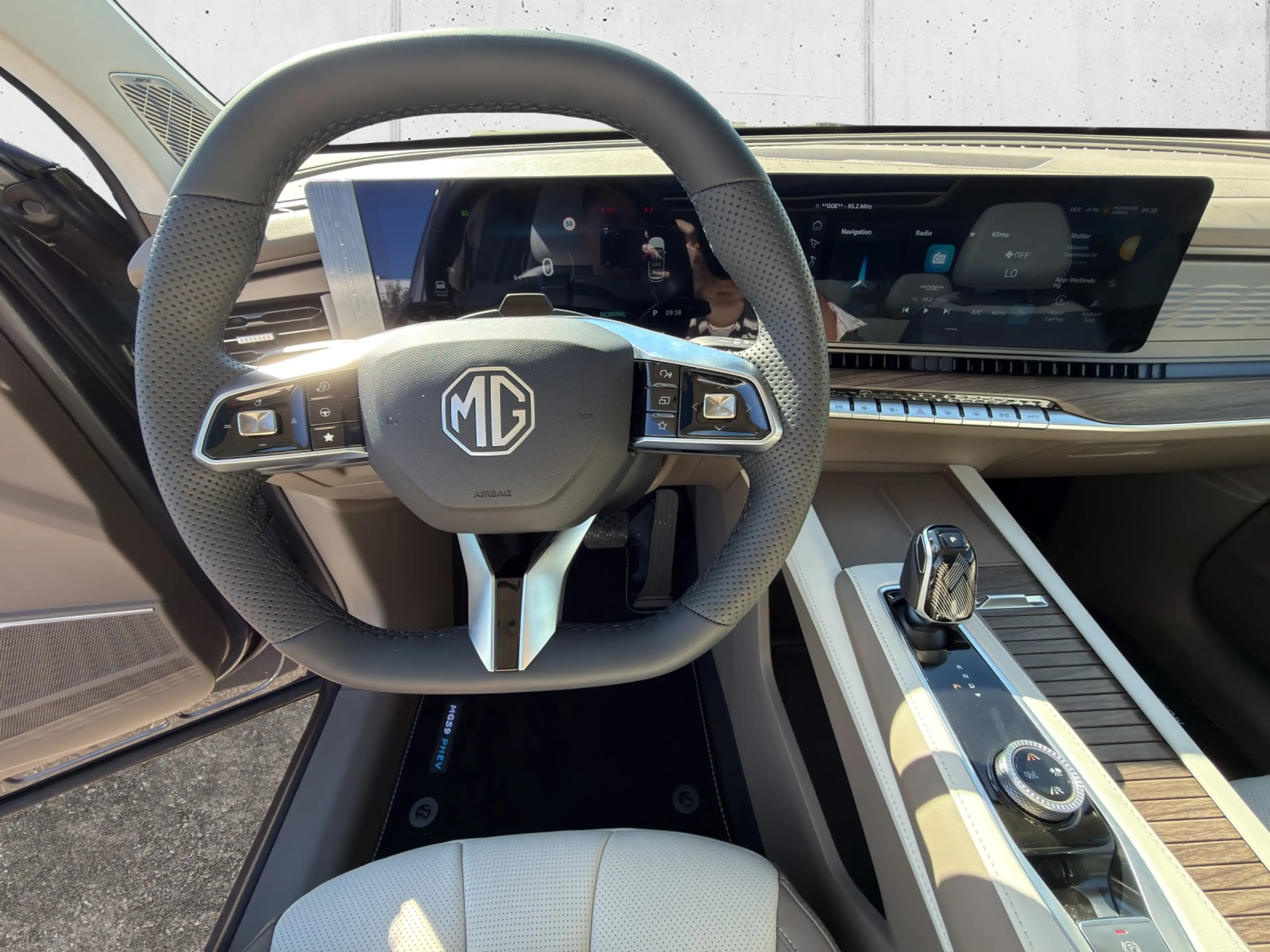 MG MGS9 Plug-in Luxury 7-Sitzer 100km - elektrisch 5t. — photo 8