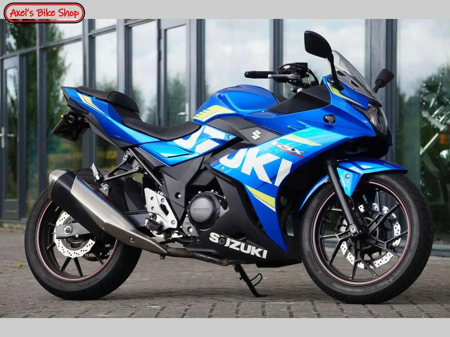 Suzuki GSX 250 R(A) Blauw - 1