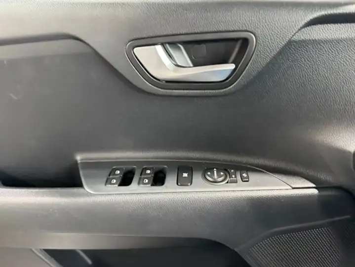 Kia Stonic 2025, foto 22