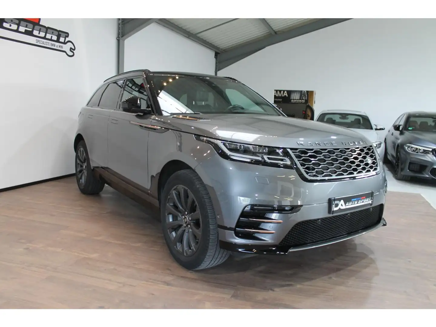 Land Rover Range Rover Velar Range Rover Velar 2.0 D240 - BVA  R-Dynamic SE Gris - 2