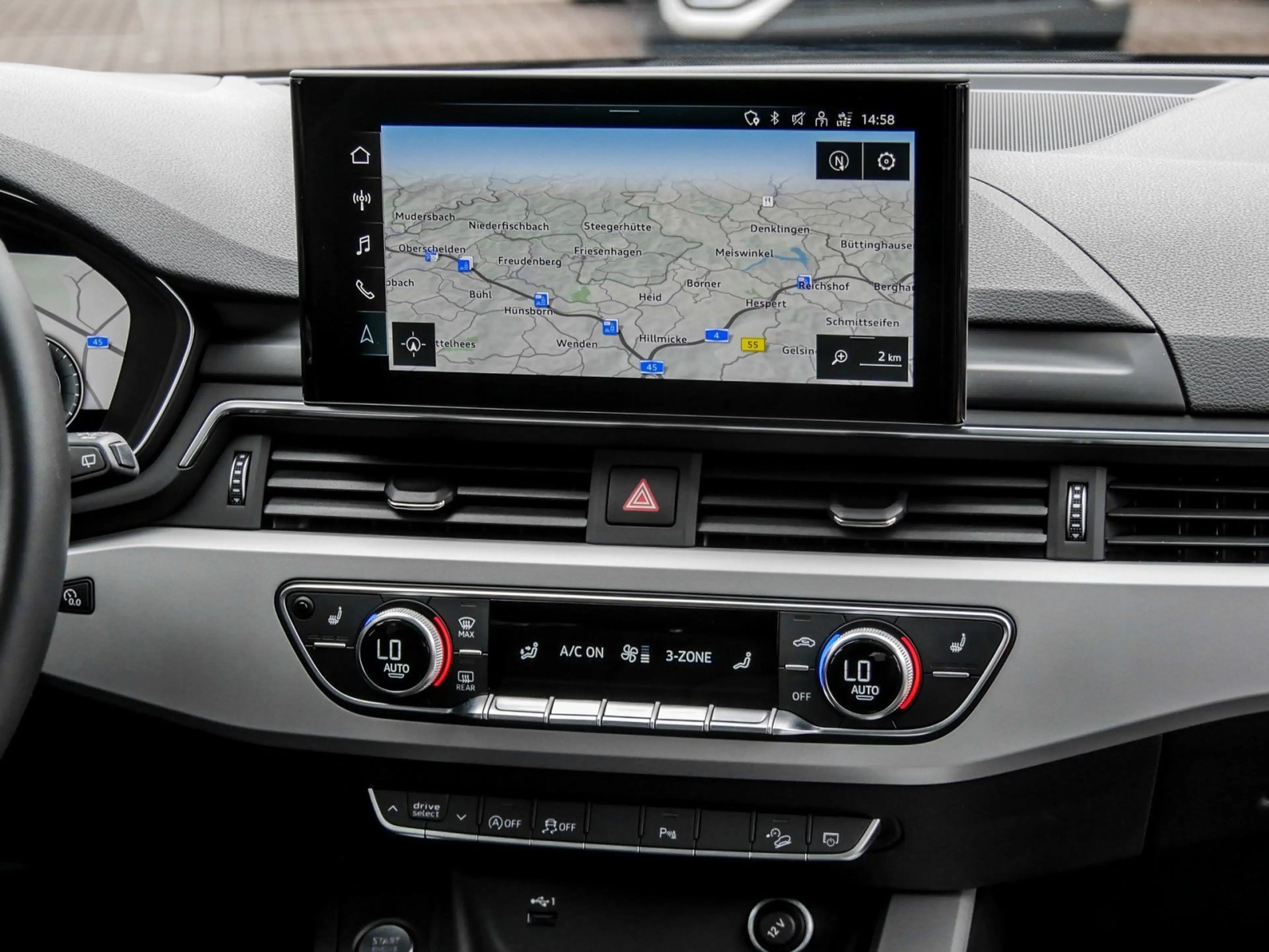 Audi A4 allroad A4 allroad 45 TFSI quattro AHK HUD PANO KAMERA M — photo 8