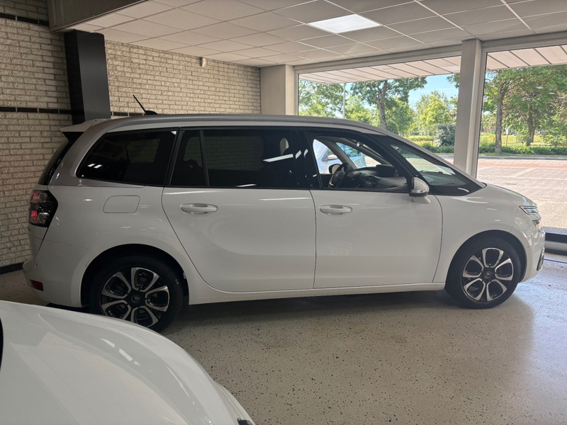 Citroen Grand C4 SpaceTourer 1.2 130pk Business 7 Persoons Navigatie Parkeerhul — photo 30