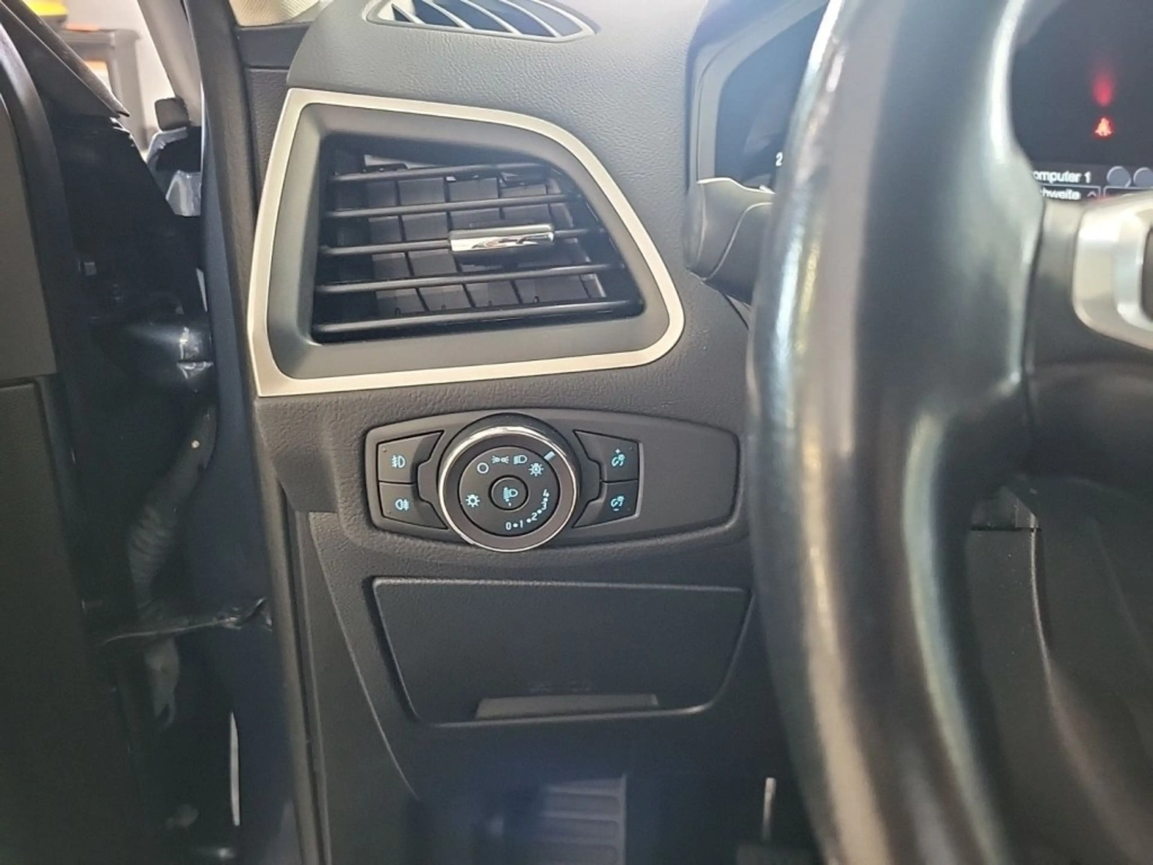Ford Galaxy 2,0 EcoBlue SCR Trend — photo 15