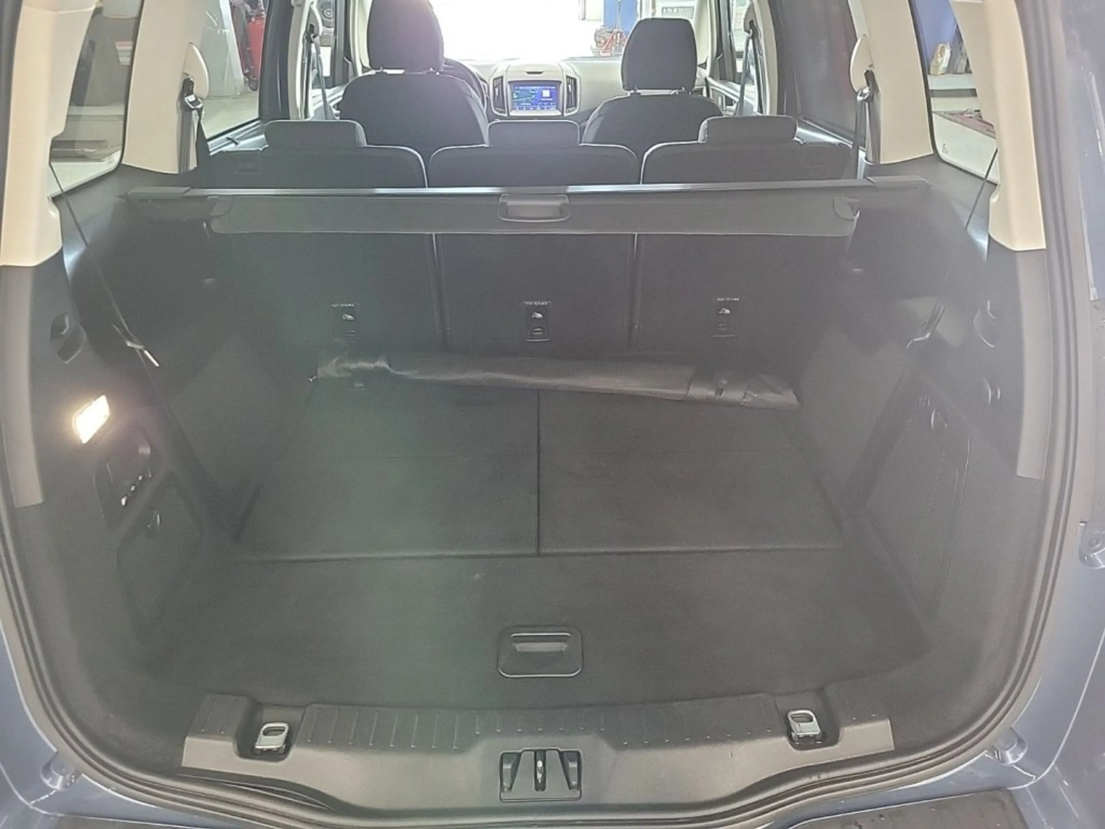 Ford Galaxy 2,0 EcoBlue SCR Trend — photo 5