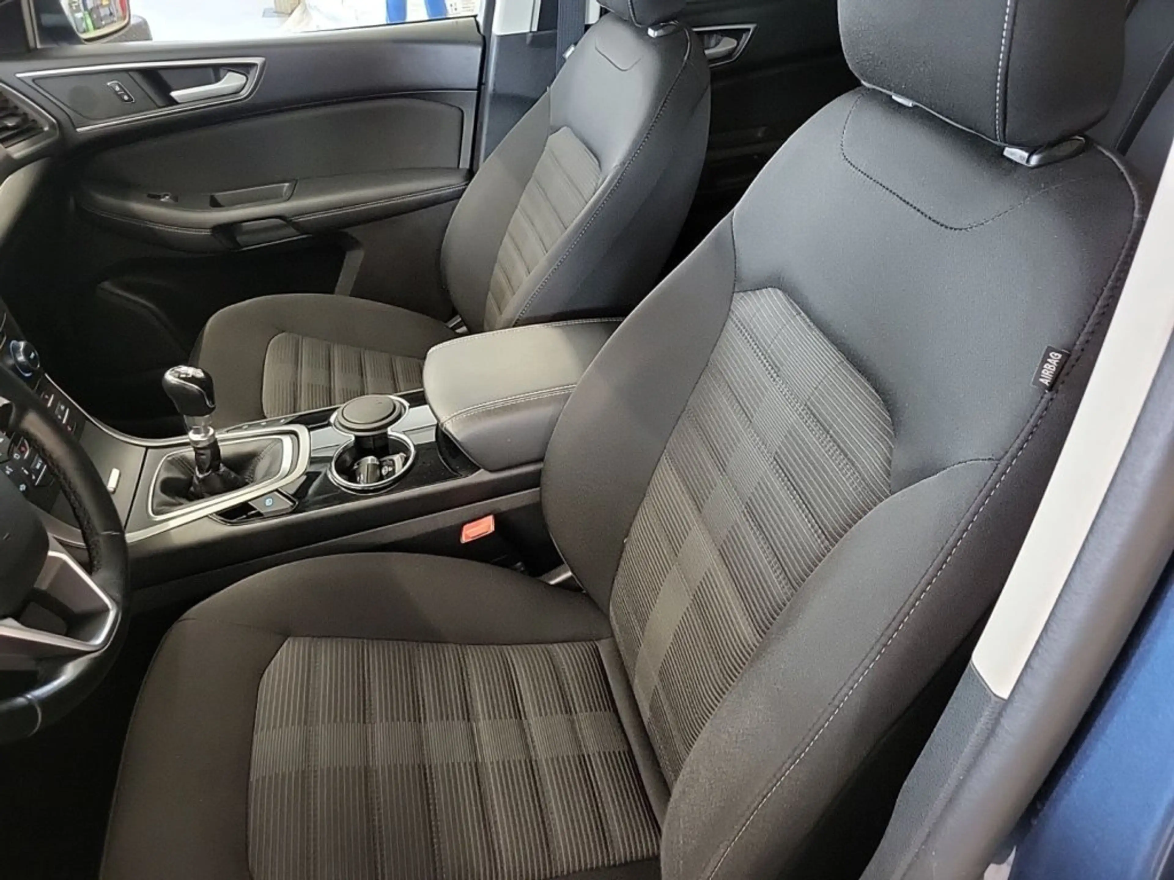 Ford Galaxy 2,0 EcoBlue SCR Trend — photo 9