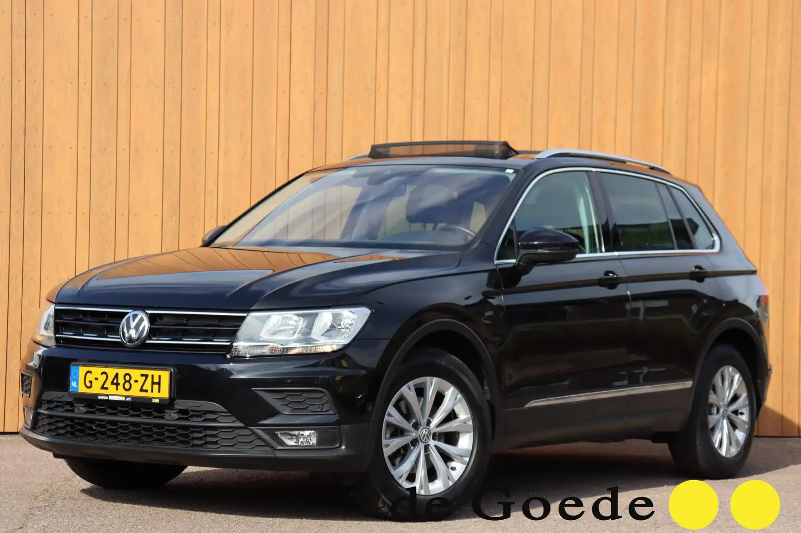 Volkswagen Tiguan 1.5 TSI ACT Comfortline Business org.NL schuifdak Noir - 1