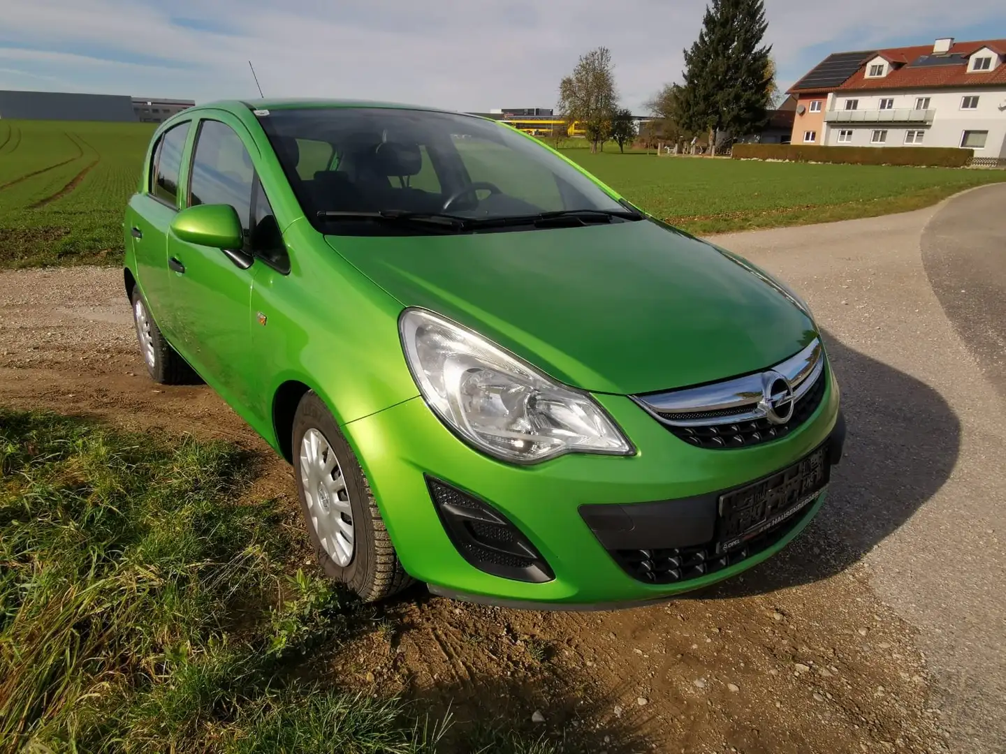 Opel Corsa 1,2 - Neuwagenzustand. Grün - 1