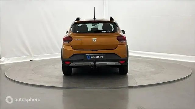 Dacia Sandero view 6
