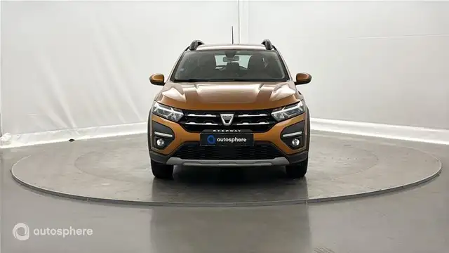 Dacia Sandero view 2